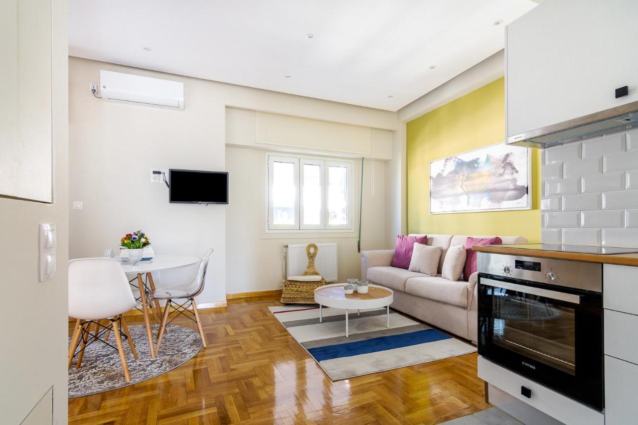 Apartamento Chic Penthouse For 4 Ppl In Kolonaki Atenas Exterior foto