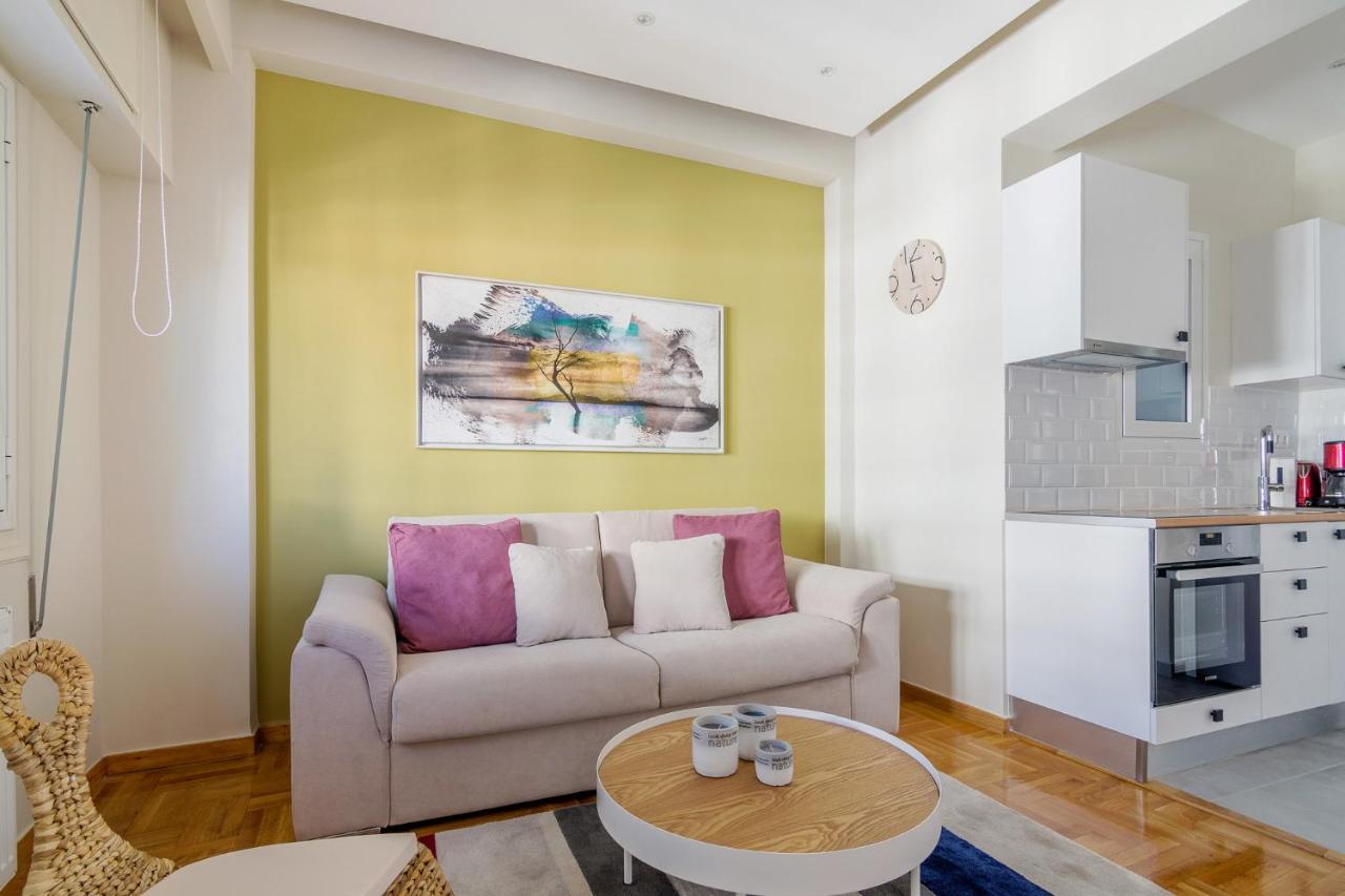 Apartamento Chic Penthouse For 4 Ppl In Kolonaki Atenas Exterior foto