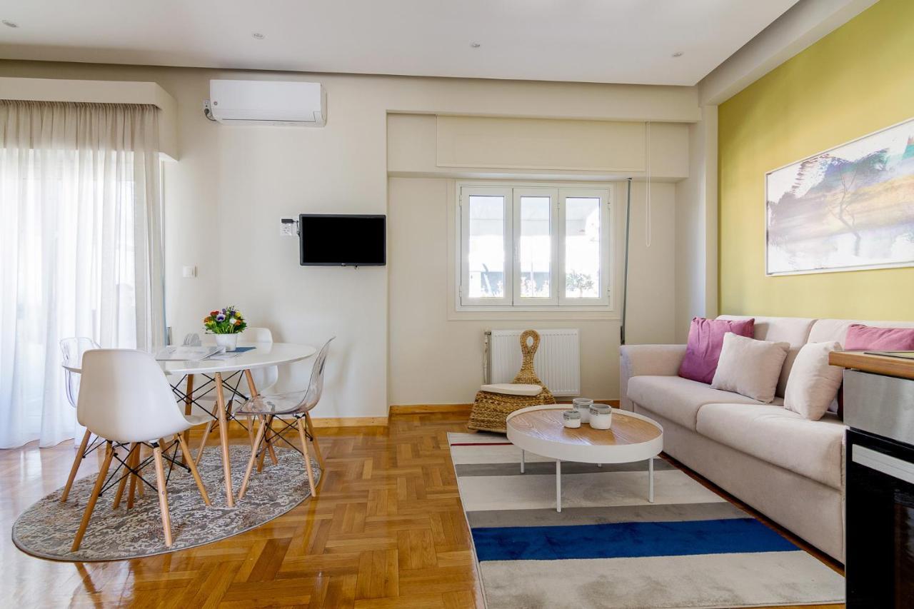 Apartamento Chic Penthouse For 4 Ppl In Kolonaki Atenas Exterior foto