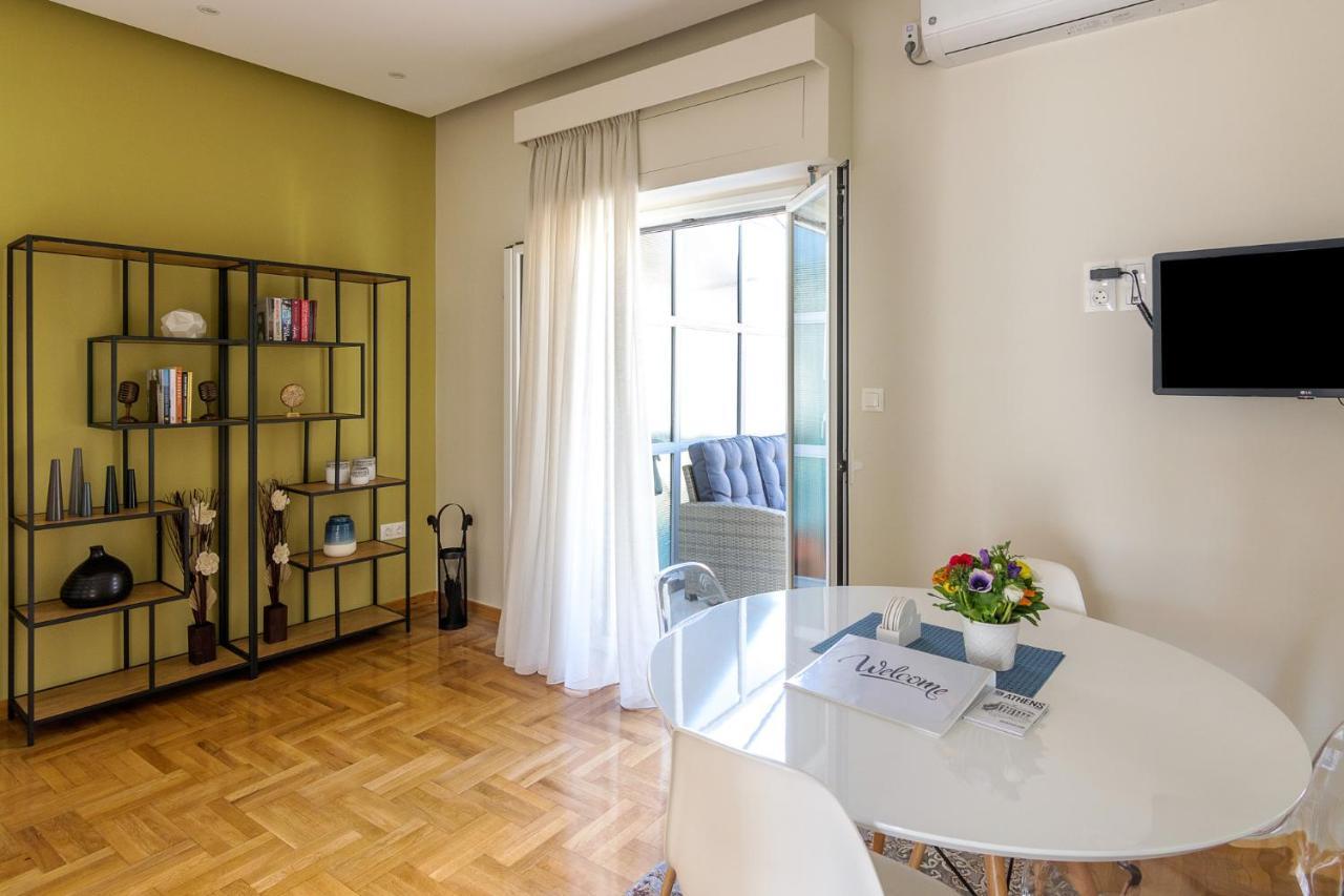 Apartamento Chic Penthouse For 4 Ppl In Kolonaki Atenas Exterior foto
