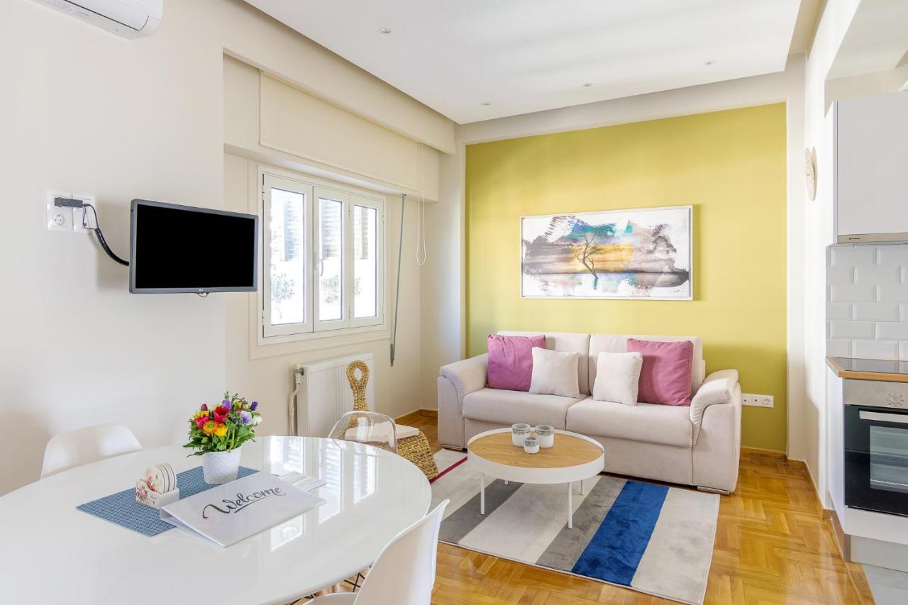 Apartamento Chic Penthouse For 4 Ppl In Kolonaki Atenas Exterior foto