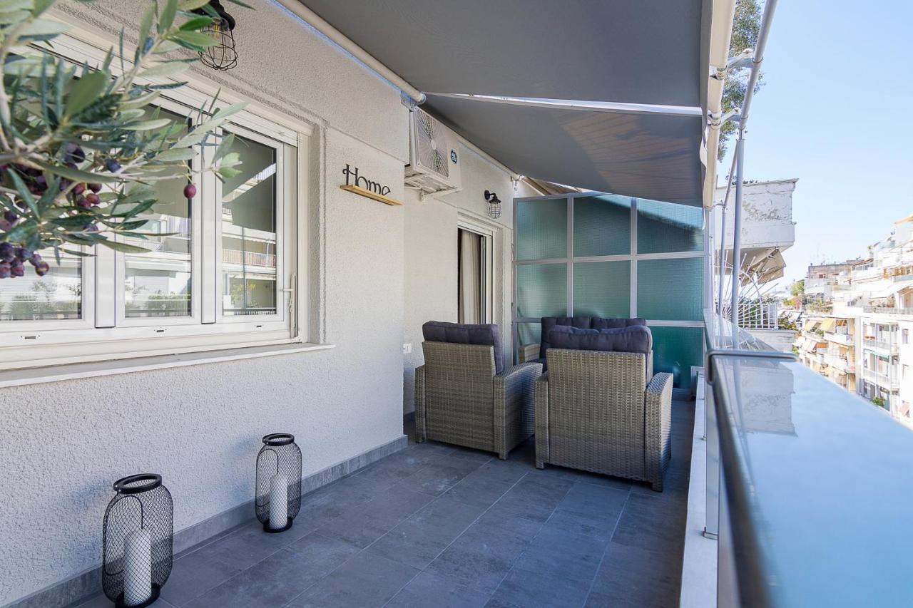 Apartamento Chic Penthouse For 4 Ppl In Kolonaki Atenas Exterior foto