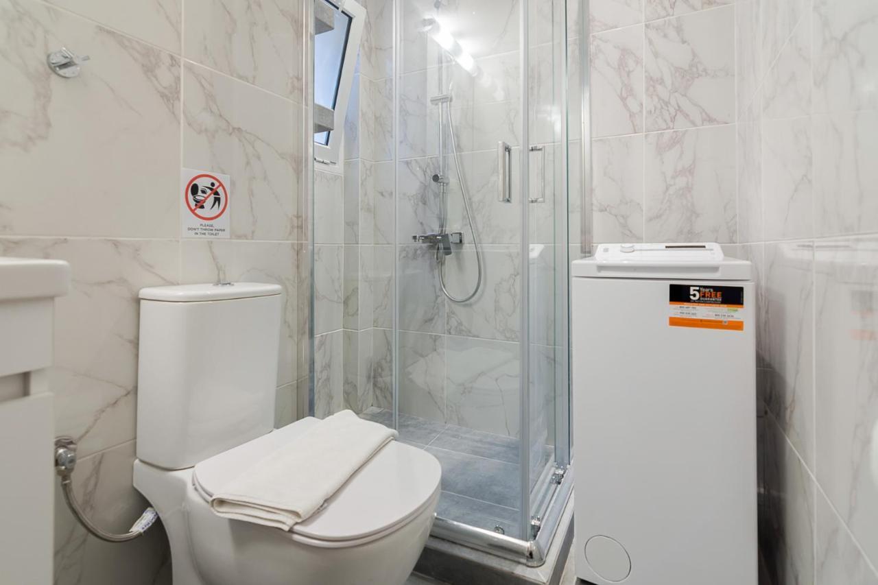 Apartamento Chic Penthouse For 4 Ppl In Kolonaki Atenas Exterior foto